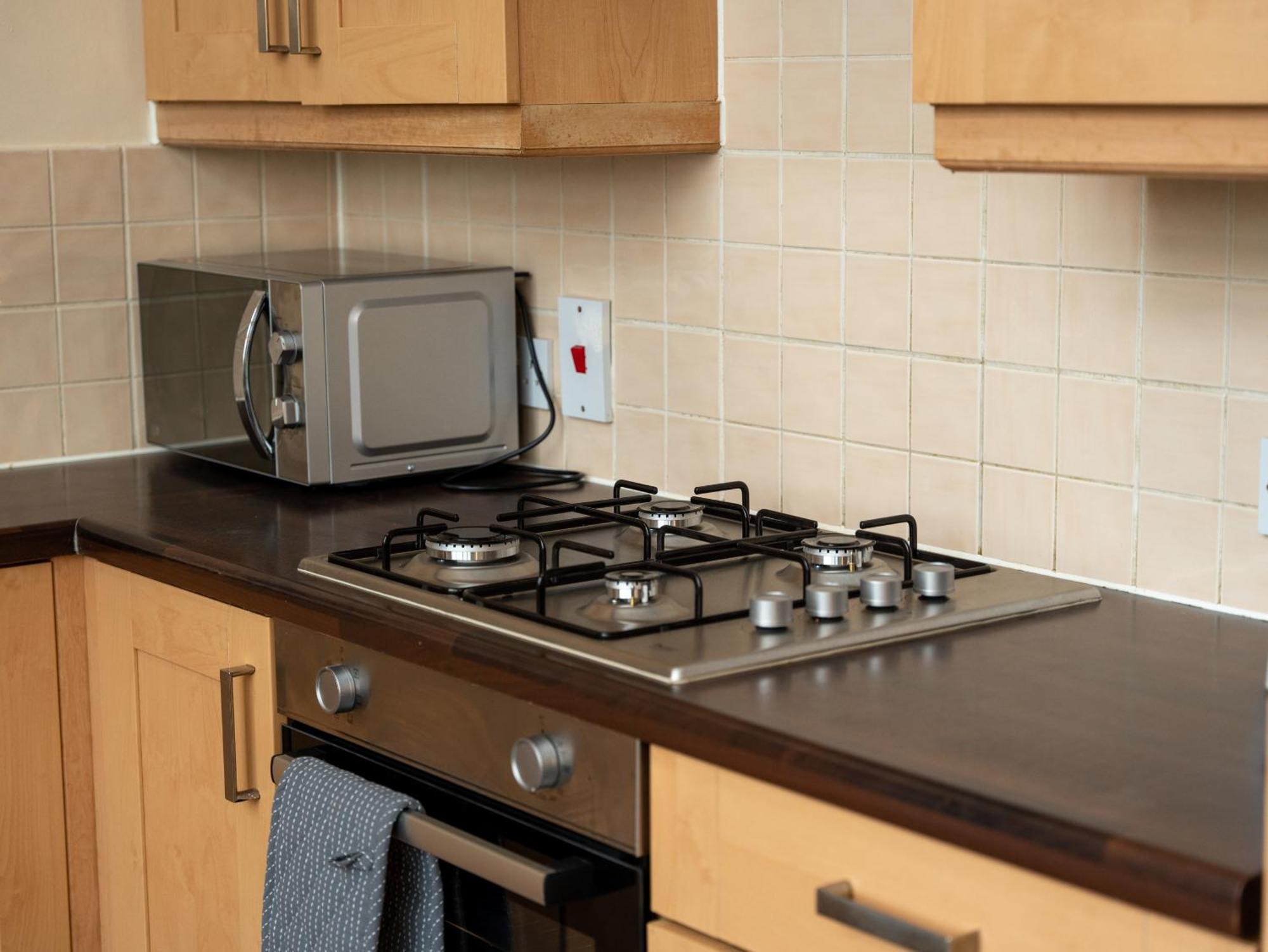 Luxury 2 Bed Apartment - Near Heathrow, Legoland, Windsor Slough Kültér fotó